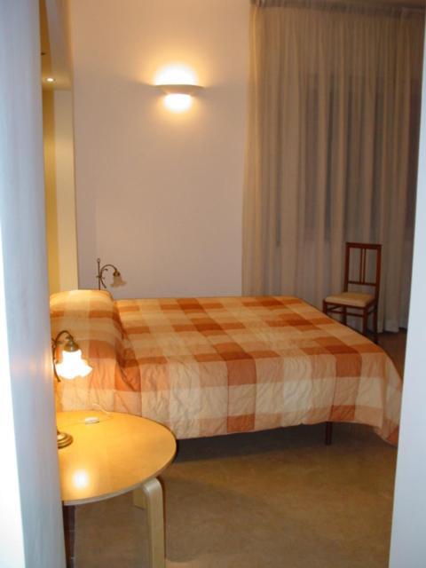 A Via Alessandro Torlonia Bed & Breakfast - Rome — Photos 2
